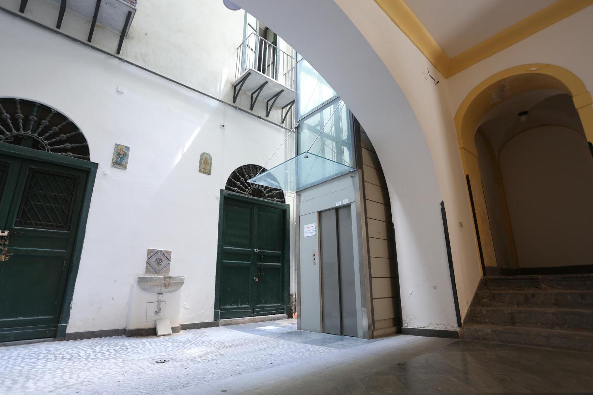 Maqueda View Apartment Palermo Exterior photo